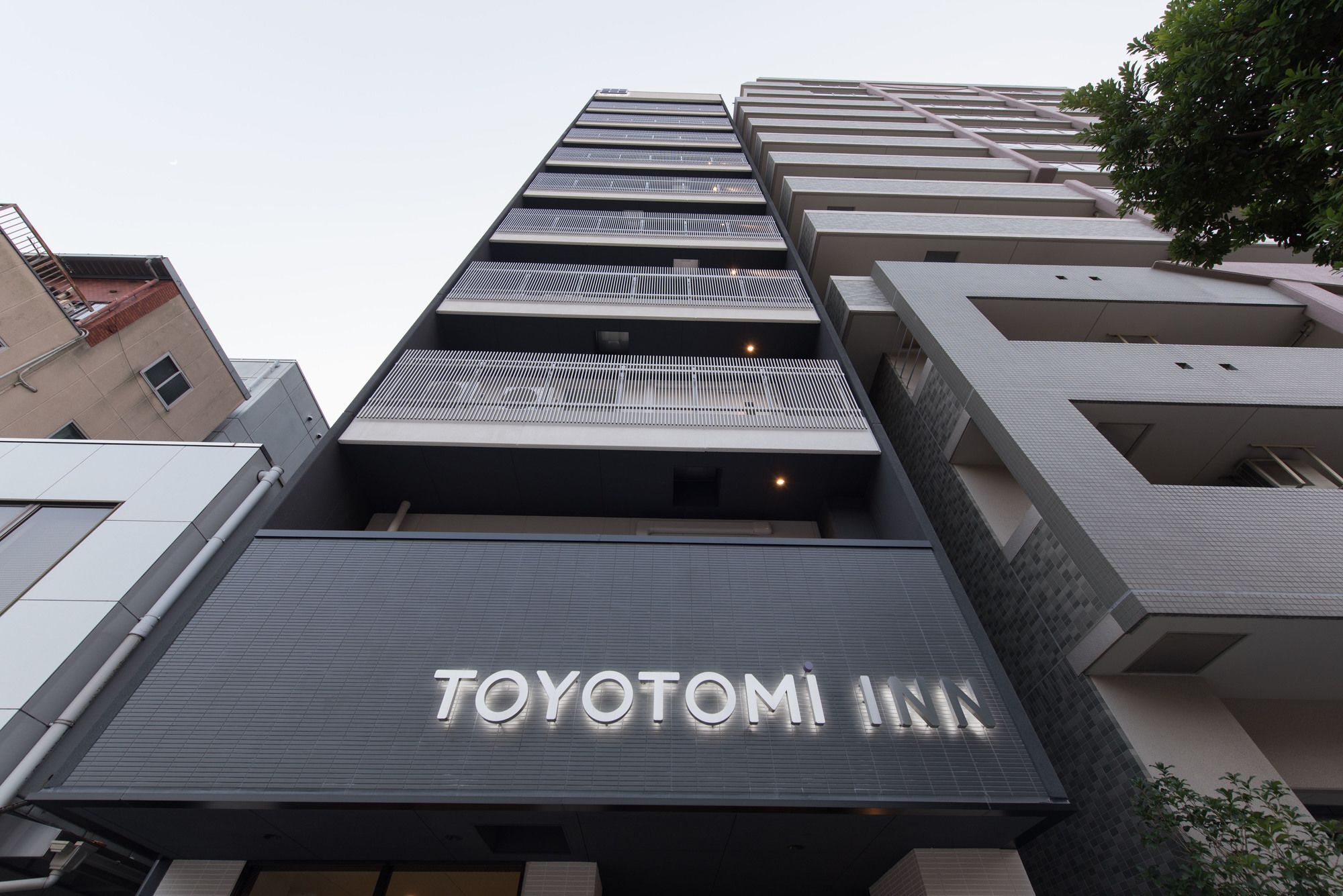 Toyotomi Inn 難波高津 Osaka Exterior photo